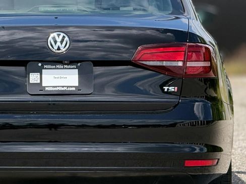 Used 2016 Volkswagen Jetta S FWD image 14