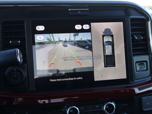 New 2025 Ford F250 Lariat w/ Lariat Ultimate Package AWD/4WD image 35