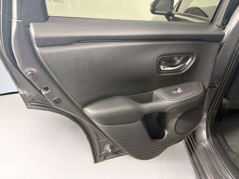 Used 2025 Honda HR-V LX image 26