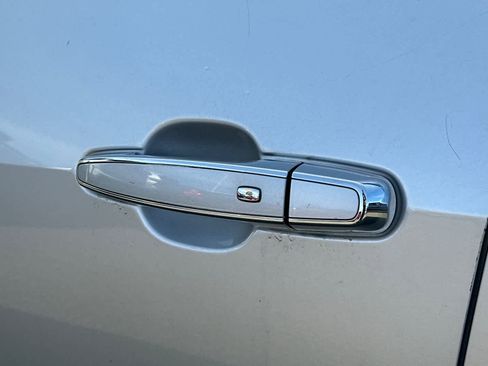 Used 2016 Chevrolet Volt LT image 19