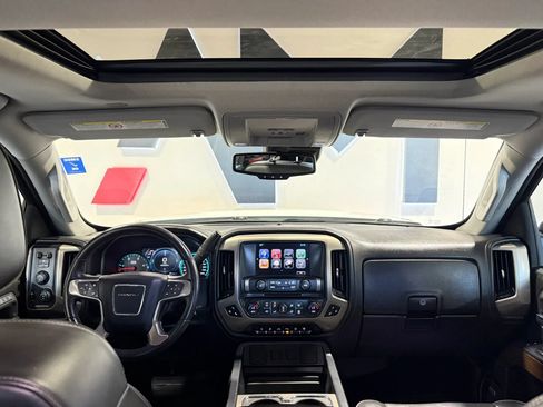 Used 2017 GMC Sierra 3500 Denali w/ Duramax Plus Package AWD/4WD image 9