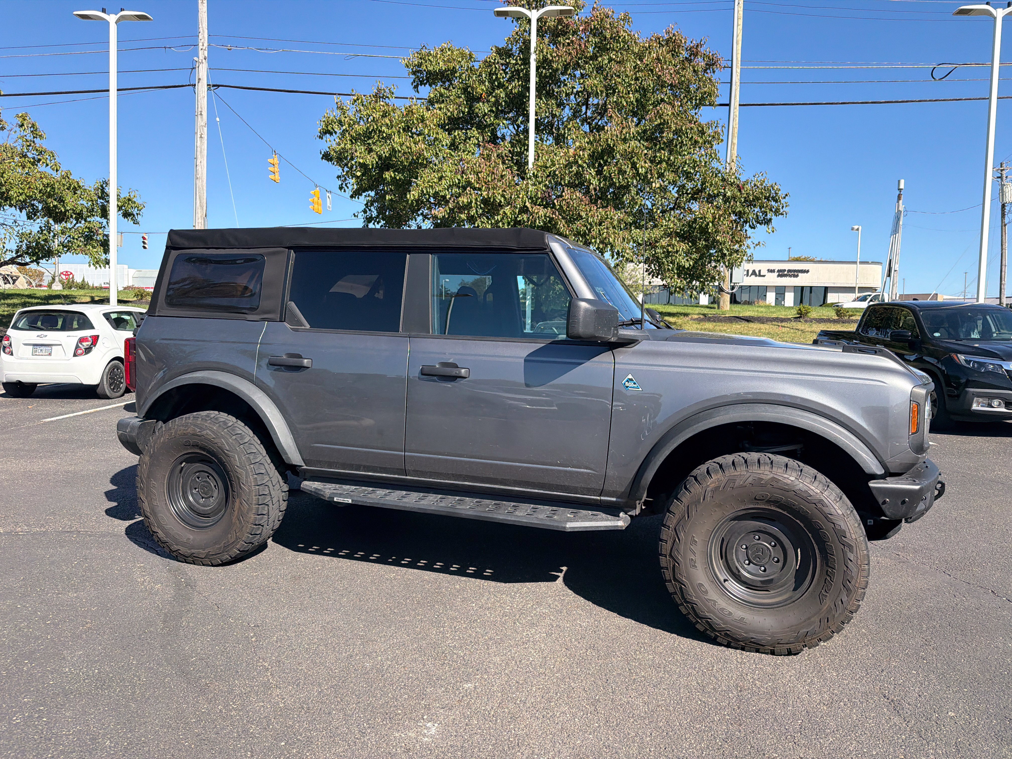 Used 2021 Ford Bronco Black Diamond AWD/4WD image 22