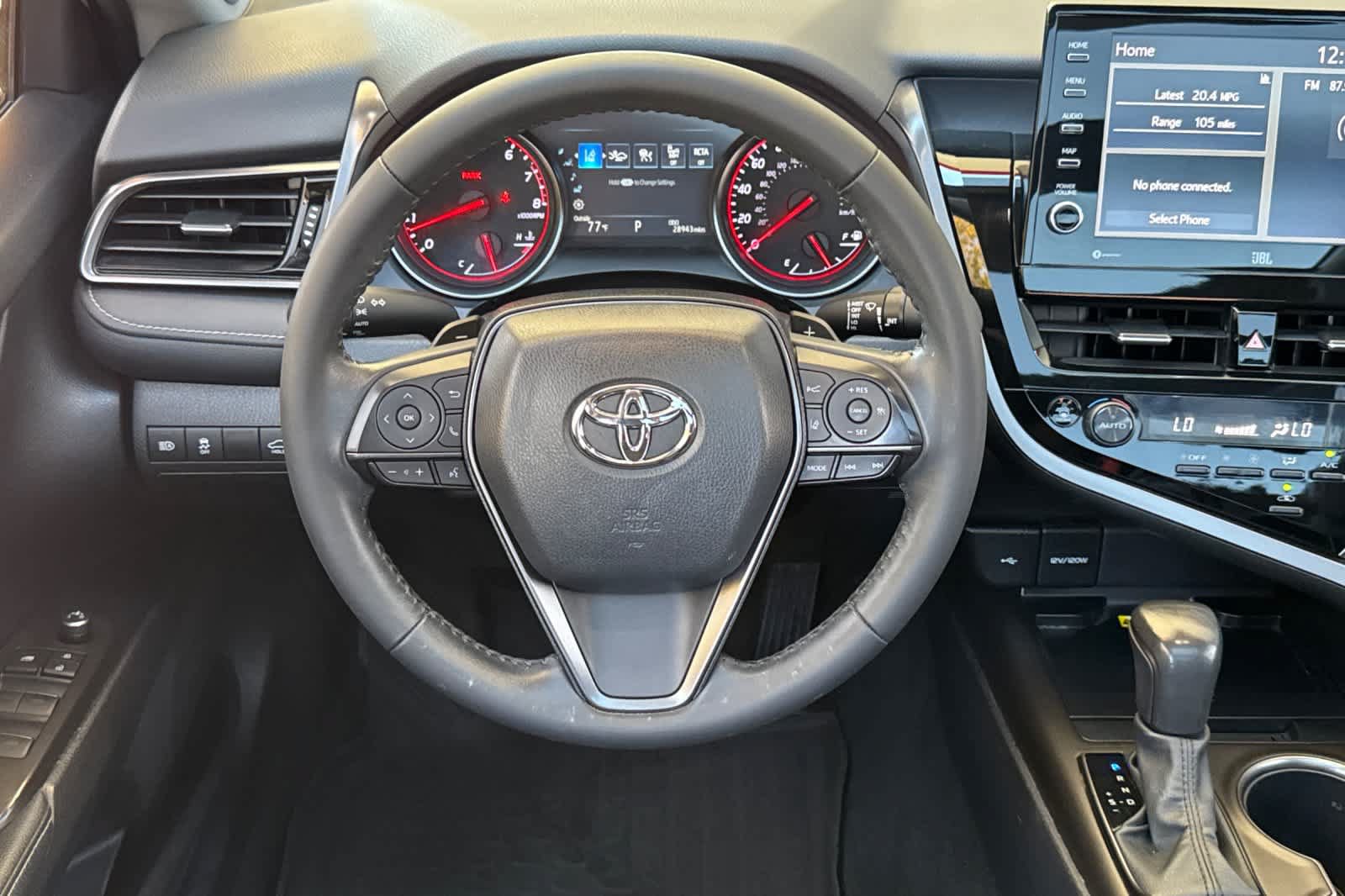 Used 2023 Toyota Camry XSE FWD image 9