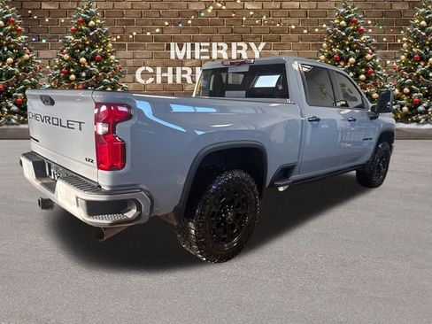 Used 2024 Chevrolet Silverado 2500 LTZ w/ LTZ Plus Package image 6