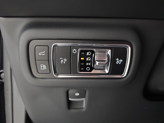 New 2026 Lincoln Nautilus Premier w/ Equipment Group 102A AWD/4WD image 22