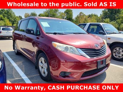 Used 2011 Toyota Sienna LE