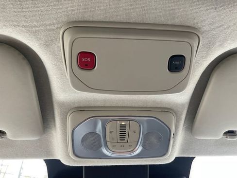 Used 2025 RAM ProMaster 2500 w/ Convenience Group FWD image 25