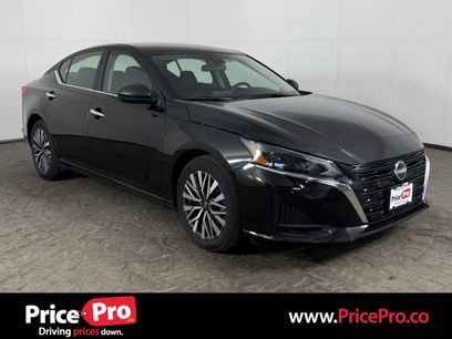 Used 2025 Nissan Altima 2.5 SV