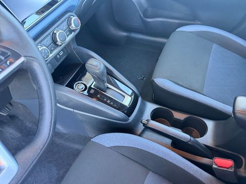 Used 2025 Nissan Versa SV image 42