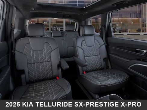 Used 2025 Kia Telluride SX Prestige X-Pro AWD/4WD image 16
