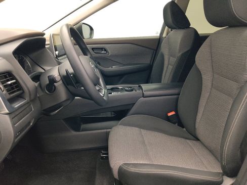 Used 2021 Nissan Rogue S AWD/4WD image 17