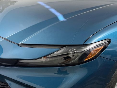 Used 2026 Toyota Camry LE image 11