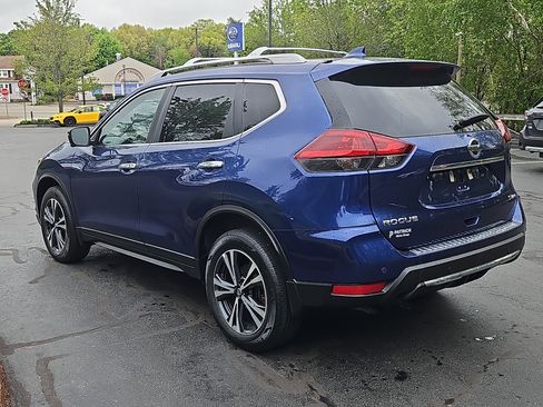 Used 2019 Nissan Rogue SV w/ Premium Package AWD/4WD image 25