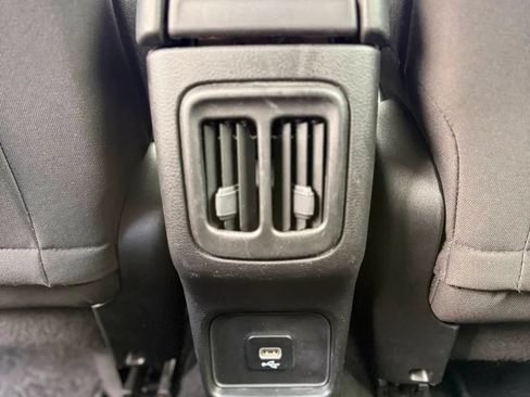 Used 2017 Jeep Compass Sport AWD/4WD image 18