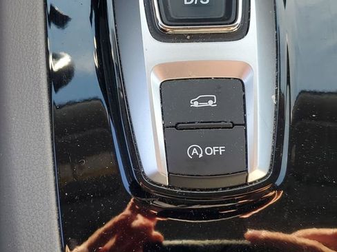 Used 2022 Honda Pilot Elite image 37