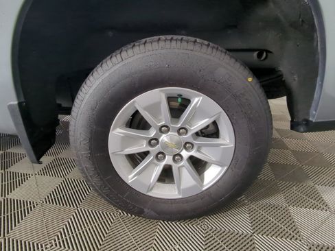 Used 2023 Chevrolet Silverado 1500 LT w/ Protection Package image 11