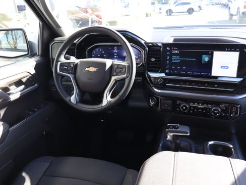 Certified 2025 Chevrolet Silverado 1500 LT image 13