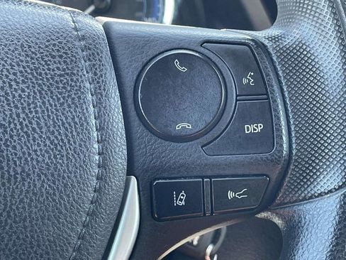 Used 2018 Toyota Corolla LE FWD image 26