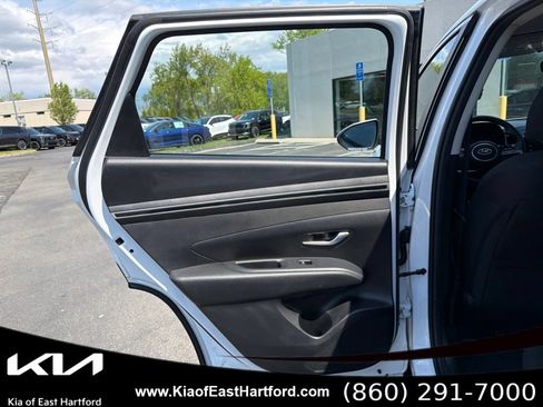 Used 2024 Hyundai Tucson SE AWD/4WD image 16