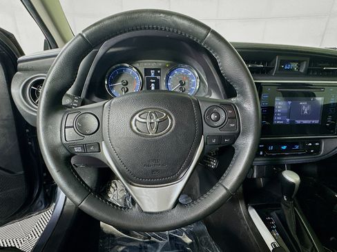 Used 2019 Toyota Corolla SE FWD image 15