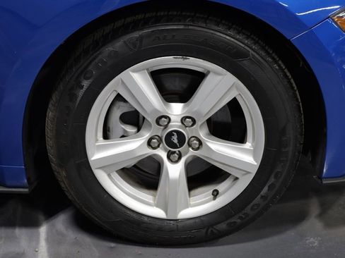 Used 2019 Ford Mustang Coupe RWD image 26