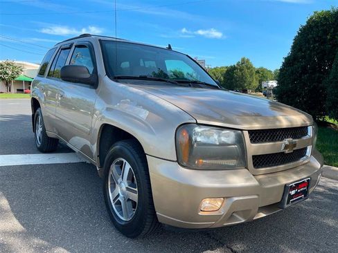 Used 2007 Chevrolet TrailBlazer LT AWD/4WD image 4
