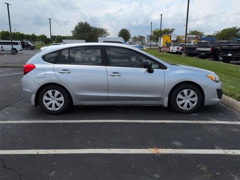 Used 2013 Subaru Impreza 2.0i image 5