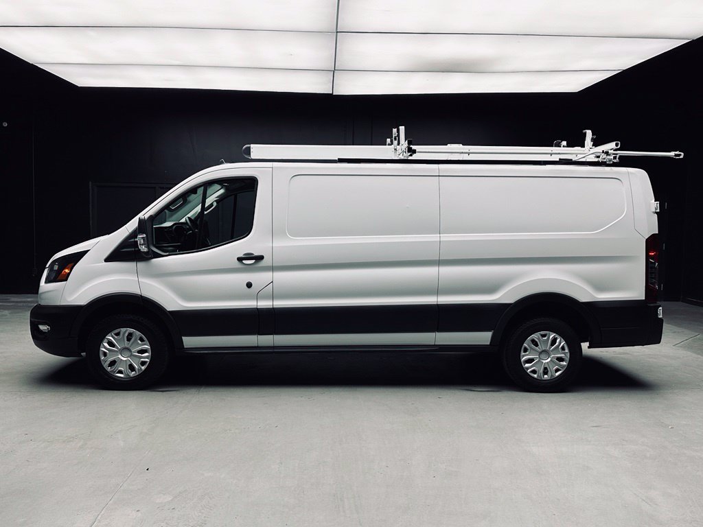 Used 2023 Ford Transit 150 Low Roof RWD image 3