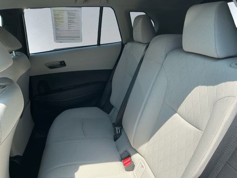 Used 2022 Toyota Corolla Cross LE image 17