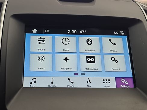 Used 2018 Ford Edge Titanium w/ Equipment Group 301A image 21