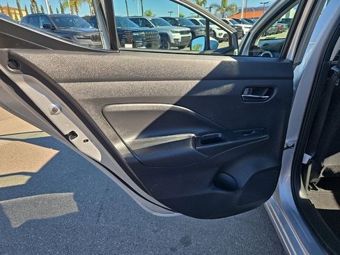 Used 2023 Nissan Versa SV image 29