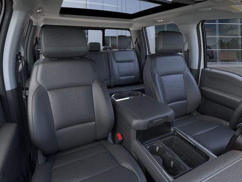 New 2026 Ford F250 Lariat w/ Black Appearance Package image 10