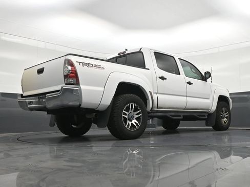 Used 2012 Toyota Tacoma PreRunner w/ SR5 Pkg RWD image 27