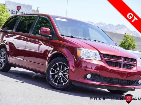 Used 2019 Dodge Grand Caravan GT FWD image 1