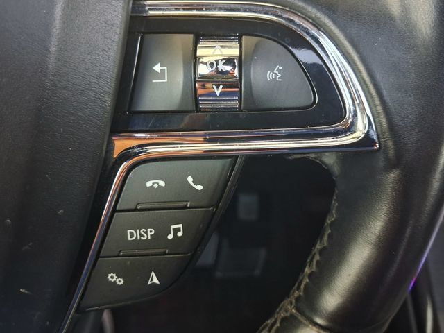 Used 2023 Lincoln Nautilus Reserve AWD/4WD image 17