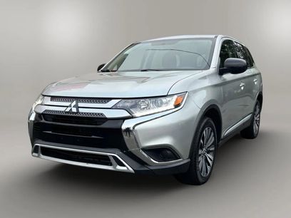 Used 2020 Mitsubishi Outlander ES