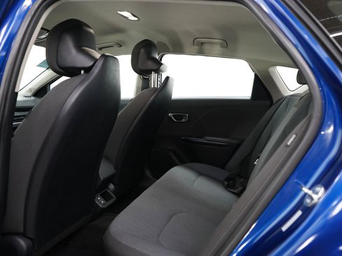 Used 2025 Kia K4 FWD image 16