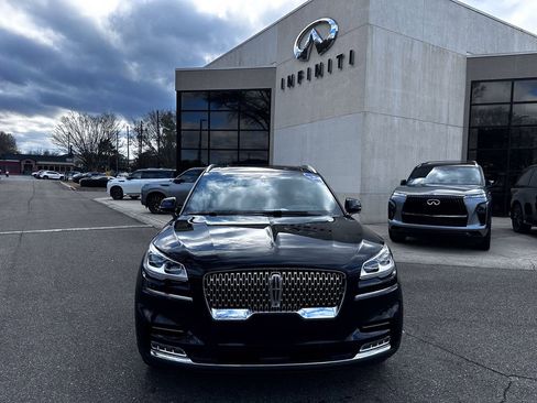 Used 2021 Lincoln Aviator Reserve w/ Equipment Group 202A image 3