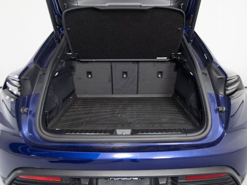 Certified 2025 Porsche Macan 4S Electric image 43