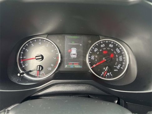 Used 2021 Toyota RAV4 LE w/ Carpet Mat Package (TMS) image 28