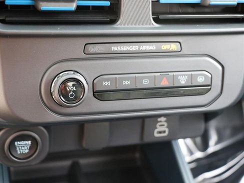 New 2025 Ford Maverick Lobo image 21