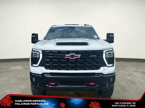 Certified 2024 Chevrolet Silverado 2500 ZR2 w/ Technology Package AWD/4WD image 9