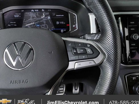 Used 2022 Volkswagen Atlas Cross Sport SEL Premium R-Line AWD/4WD image 11