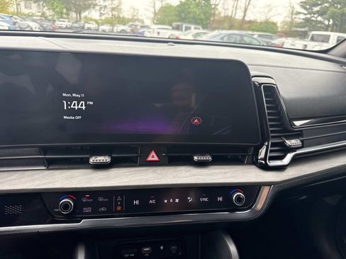 Used 2023 Kia Sportage X-Line w/ X-Line Premium Package AWD/4WD image 23