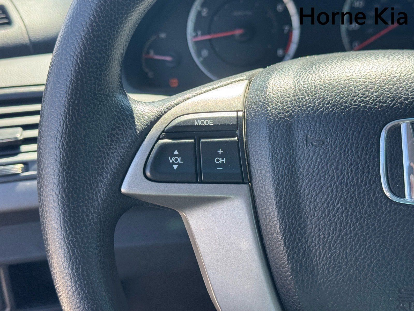 Used 2010 Honda Accord LX-S image 18