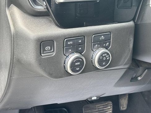 Used 2022 GMC Sierra 1500 Elevation w/ X31 Off-Road Package AWD/4WD image 30