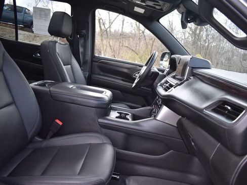 Certified 2024 Chevrolet Tahoe Z71 w/ Luxury Package image 17