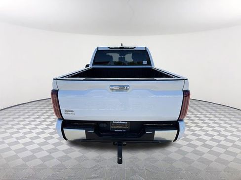 Used 2022 Toyota Tundra Limited AWD/4WD image 6