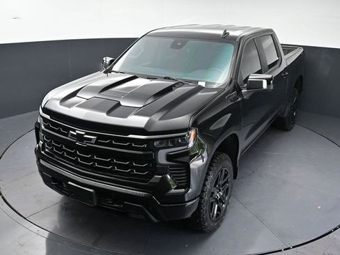Used 2024 Chevrolet Silverado 1500 LT Trail Boss w/ LT Trail Boss Premium Package AWD/4WD image 21