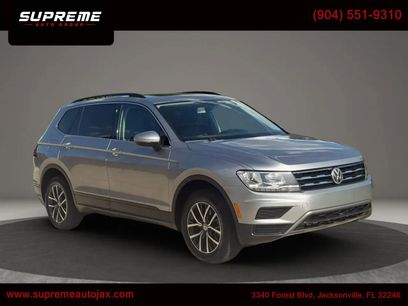 Used 2019 Volkswagen Tiguan SE w/ Panoramic Sunroof Package